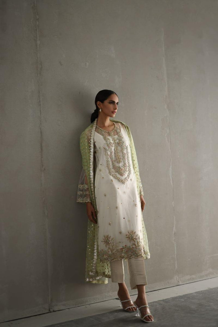 Deepak Perwani - Ktd4032 - Net - 3 Piece - Studio by TCS