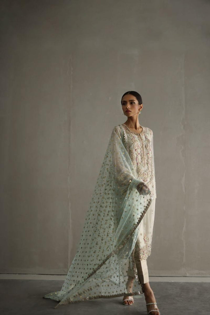 Deepak Perwani - Ktd4033 - Net - 3 Piece - Studio by TCS