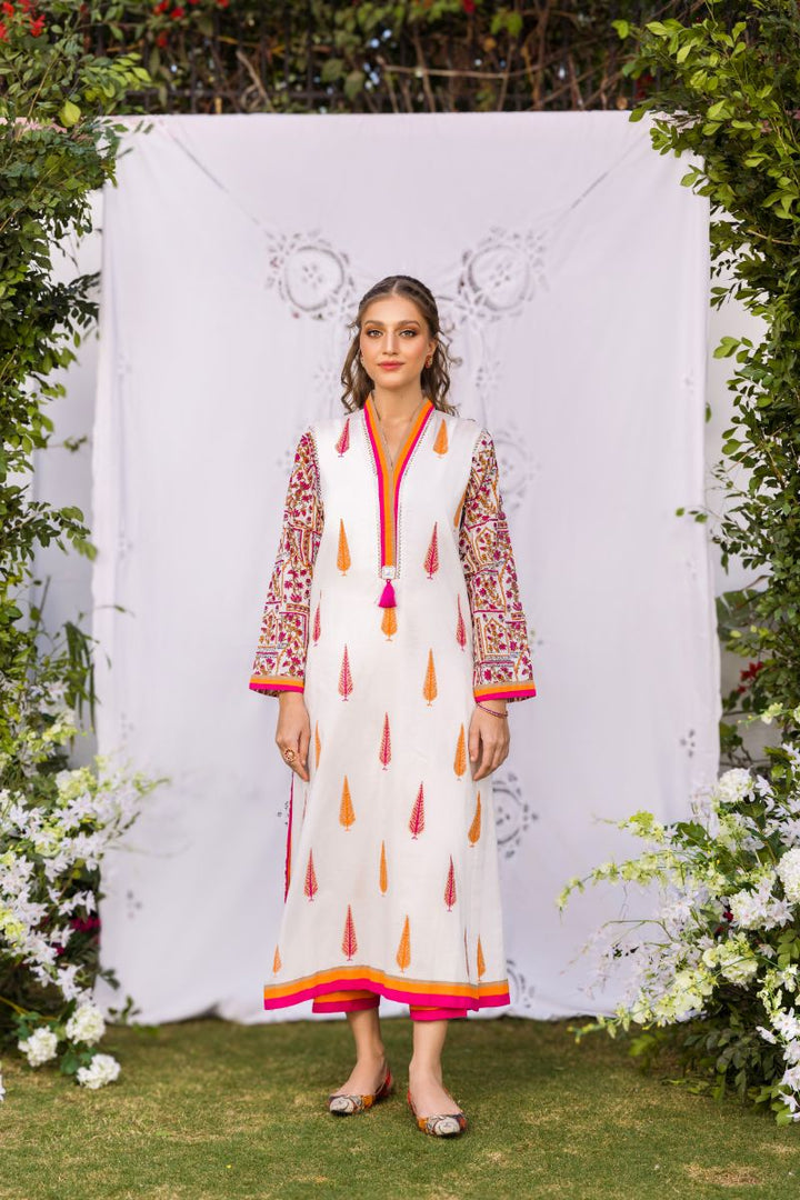 Shehrnaz - SHK-1255 - manizhe - White - Cotton Lawn - 2 Piece