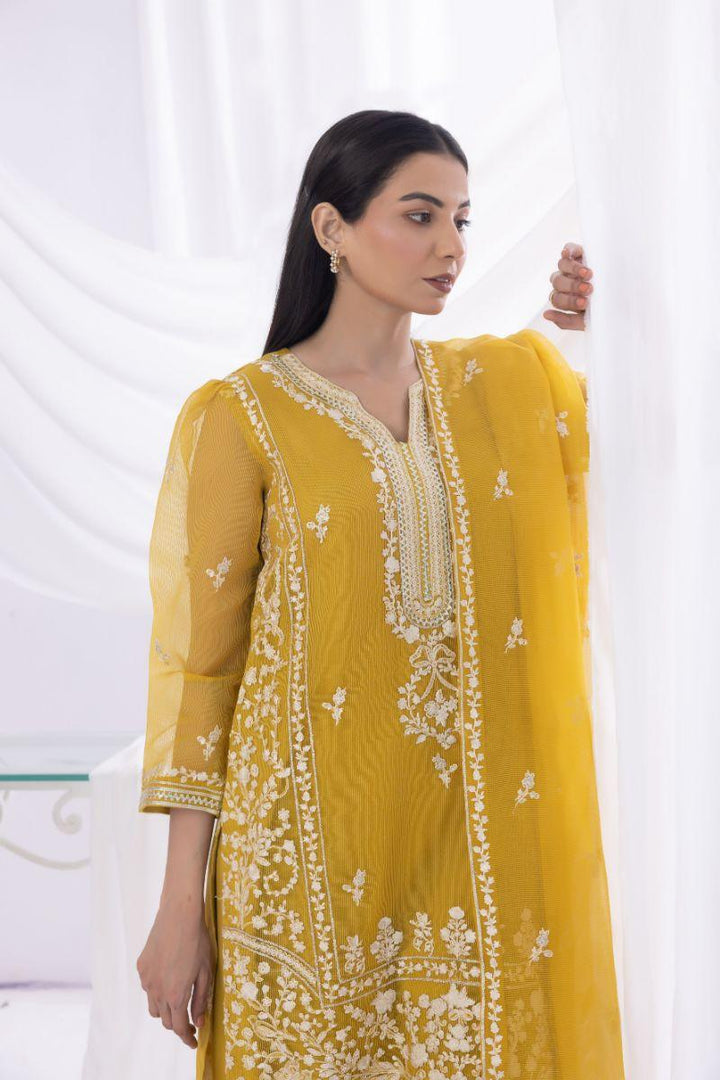 Sadia Aamir - Zar - Mustard - Khaddi Net - 3 Piece