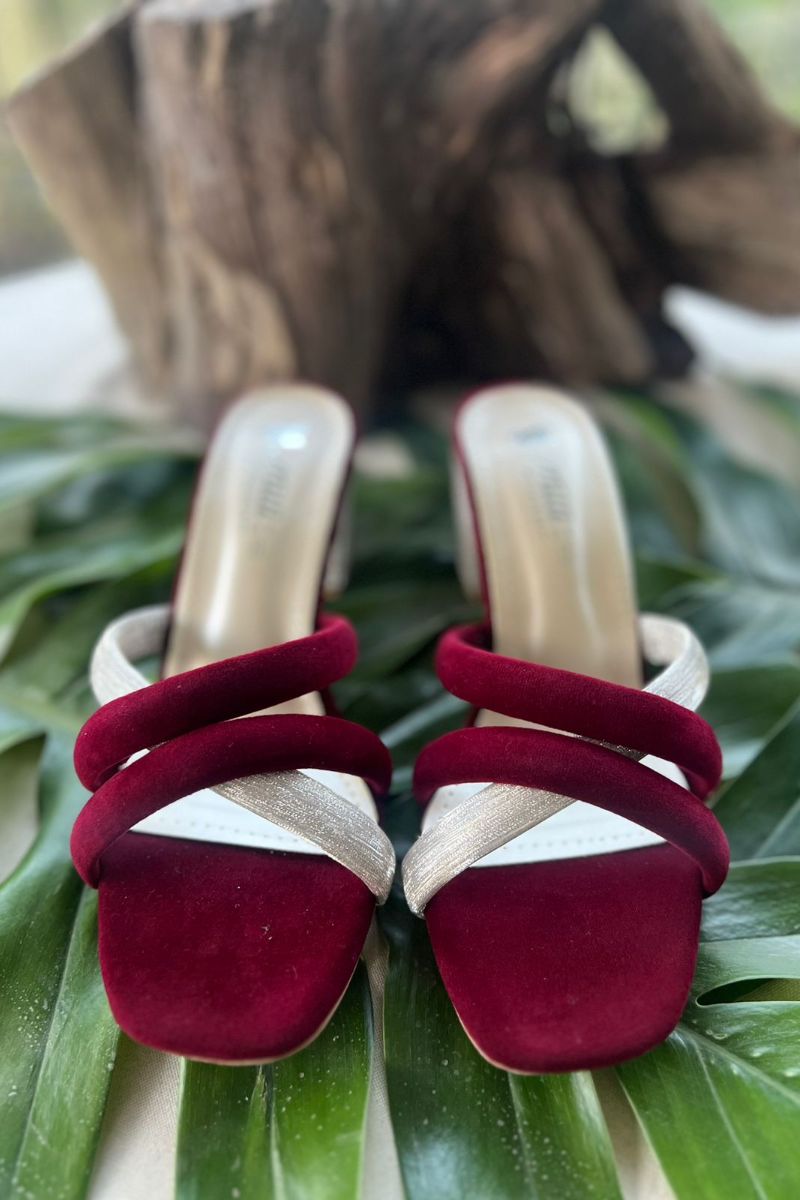 MILLI SHOES - Cross Strap Heels - Heels - Maroon - 1517