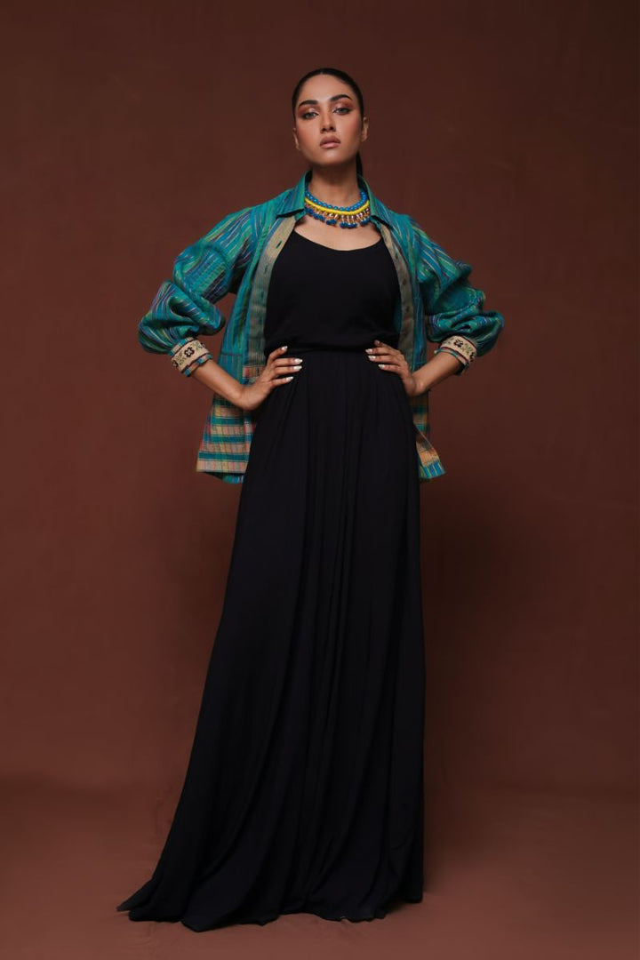 Huma Adnan - Sahar
 - Blue - Jamawar - 1 Piece