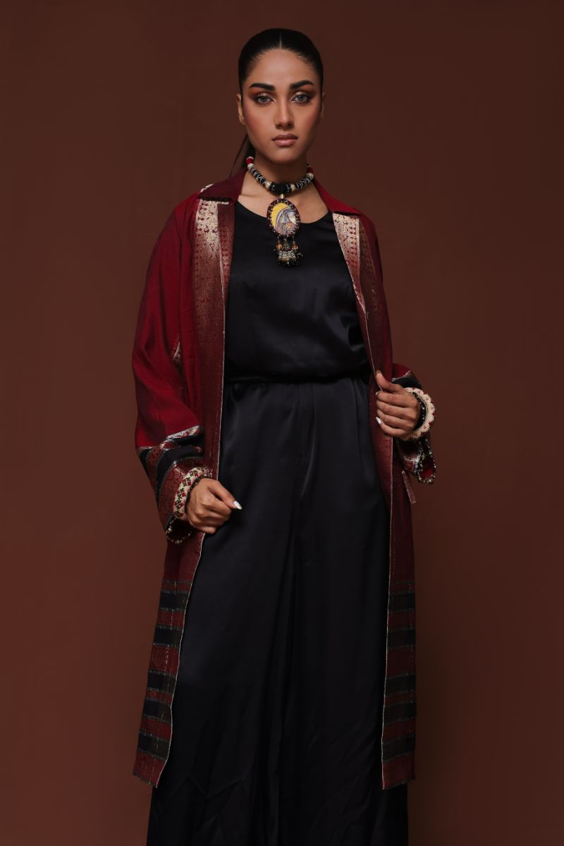 Huma Adnan - Safia
 - Maroon - Jamawar - 1 Piece