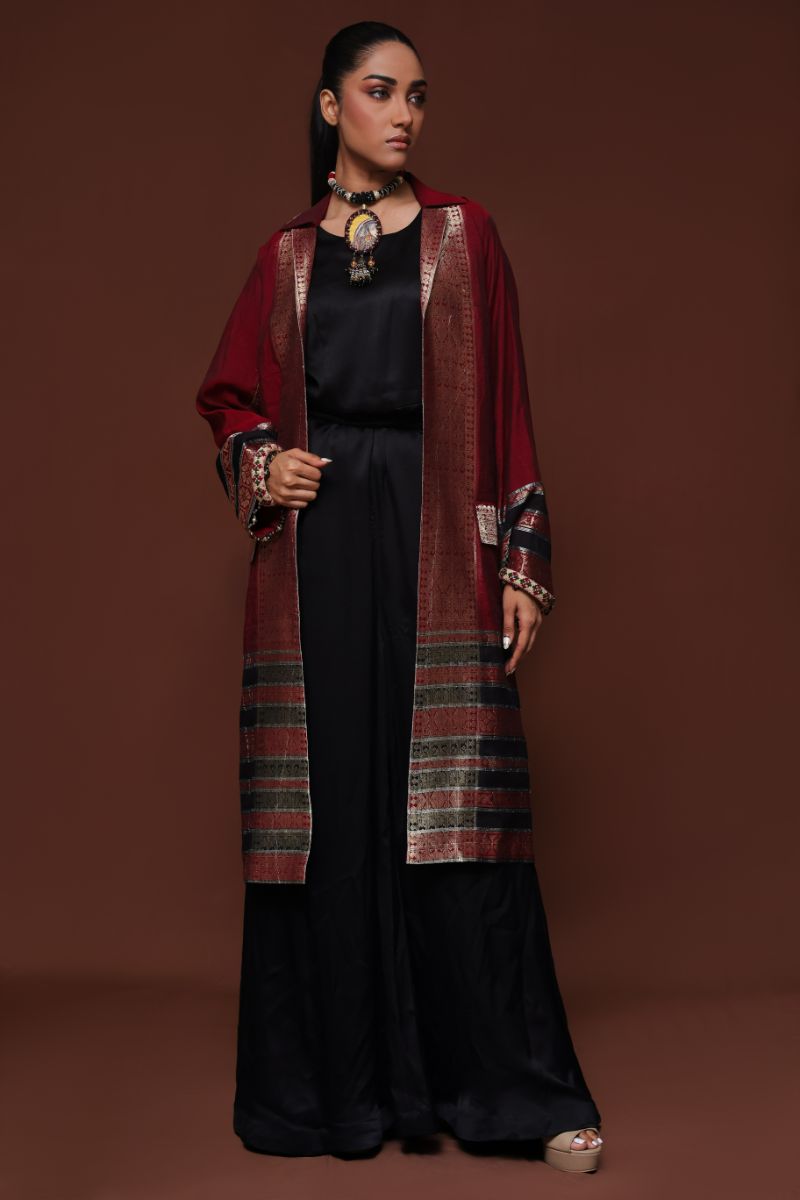 Huma Adnan - Safia
 - Maroon - Jamawar - 1 Piece