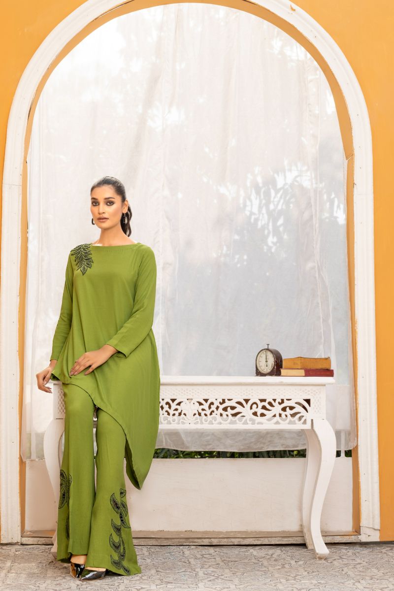 Anayra Amal - Kainaat - Olive Green - Grip Georgette - 2 Piece