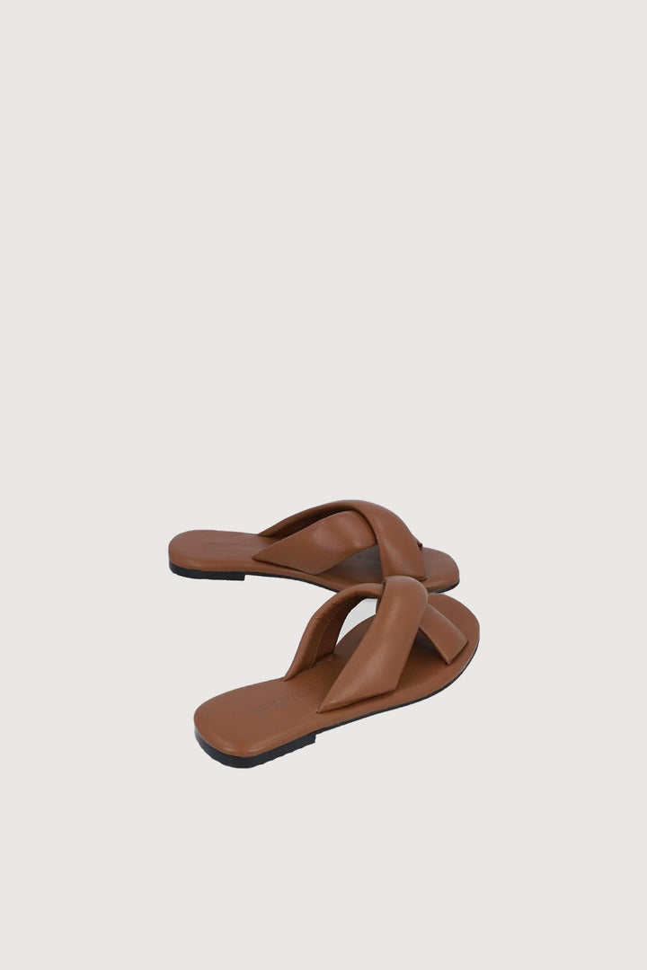 Novado - Flat Leather Sandals with Memory Foam Upper - Brown