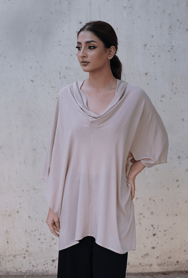 Gulabo - Dolmen Cowl - Bosky Lawn