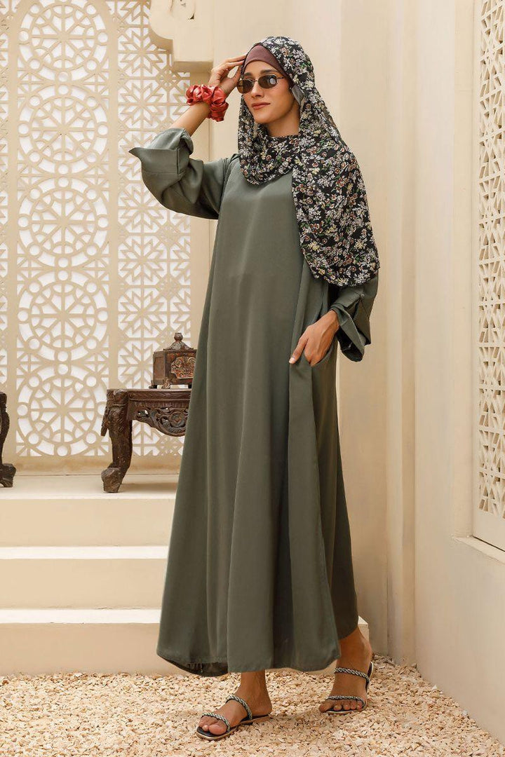 Hijabi - Vintage Green Abaya - Studio by TCS