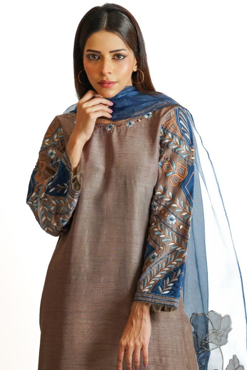 Urooj Fahd - Article 02 - Brown - 3 Piece - Studio by TCS