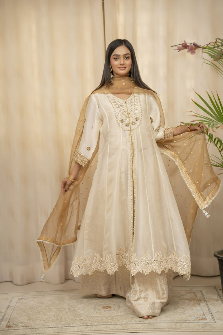 Sadia Aamir - Anabia - Ivory and beige - Silk Organza - 4 Piece