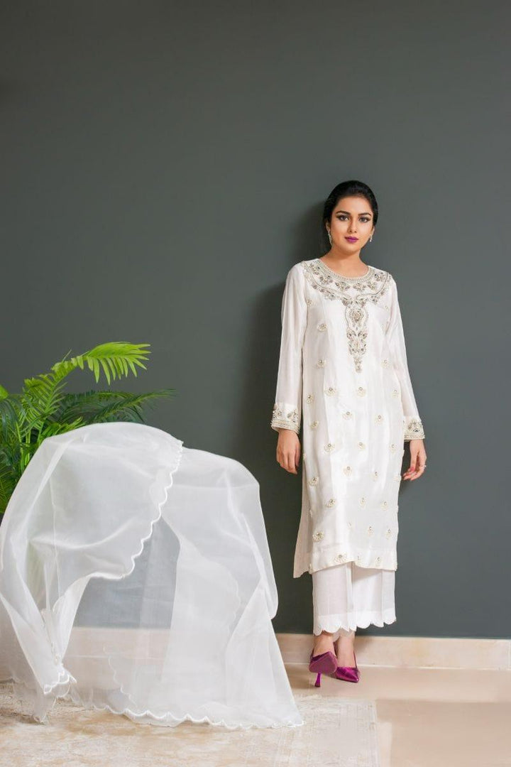 Kuli Jume - Bougainvillea White - White - Silk - 3 Piece - Studio by TCS