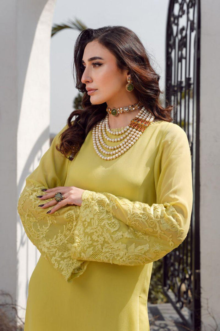 Nilofer Shahid - Evara - 3 Piece – Verve SS 24