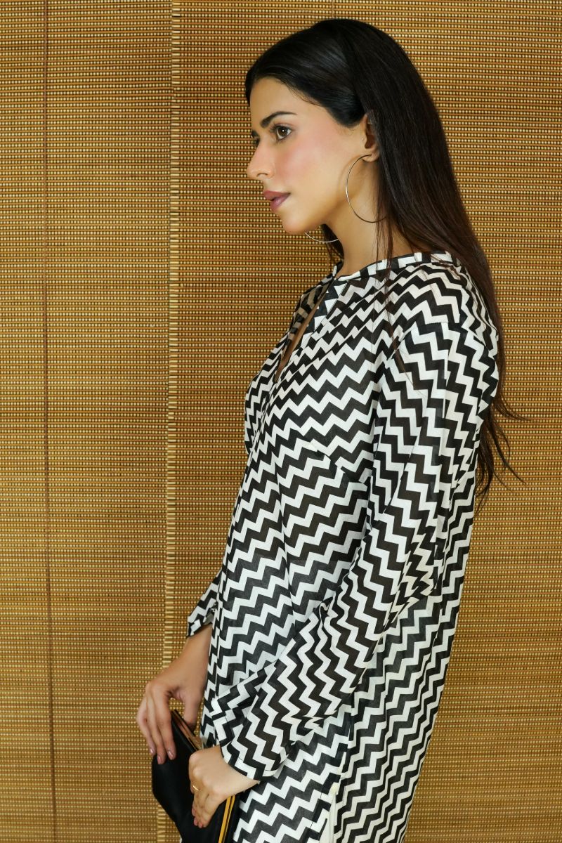 Gulabo - CHEVRON TUNIC - LAWN - BLACK WHITE - 1 Piece