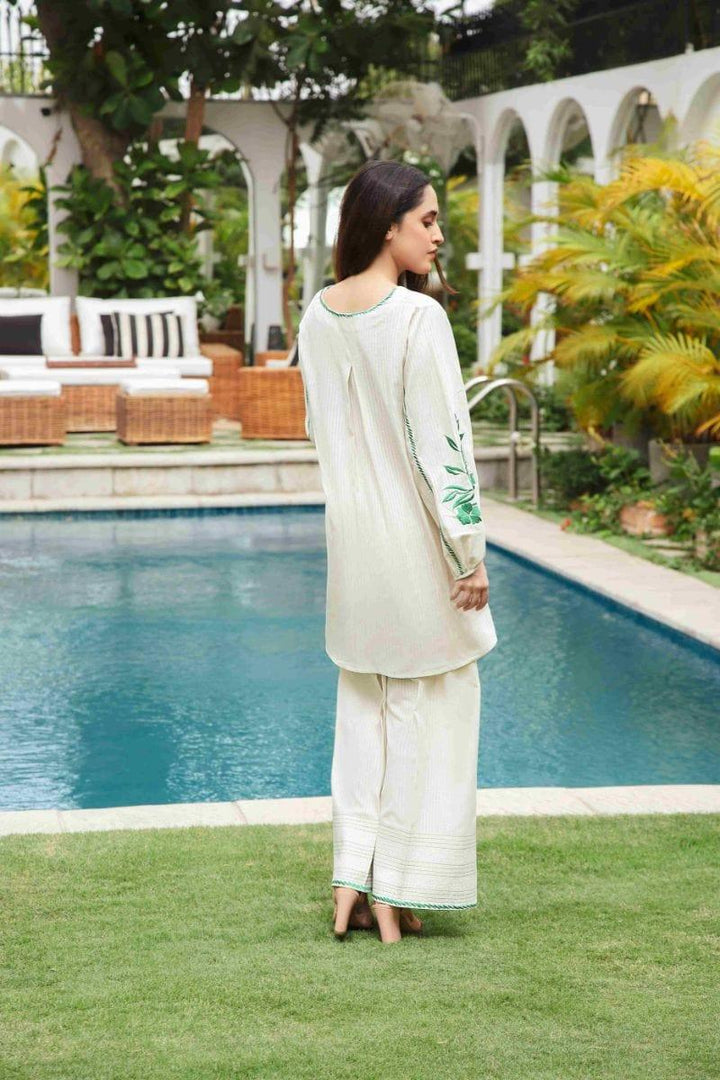 Shehrnaz - SHK-1196 - Off-white - Irish linen - 2 Piece - Studio by TCS