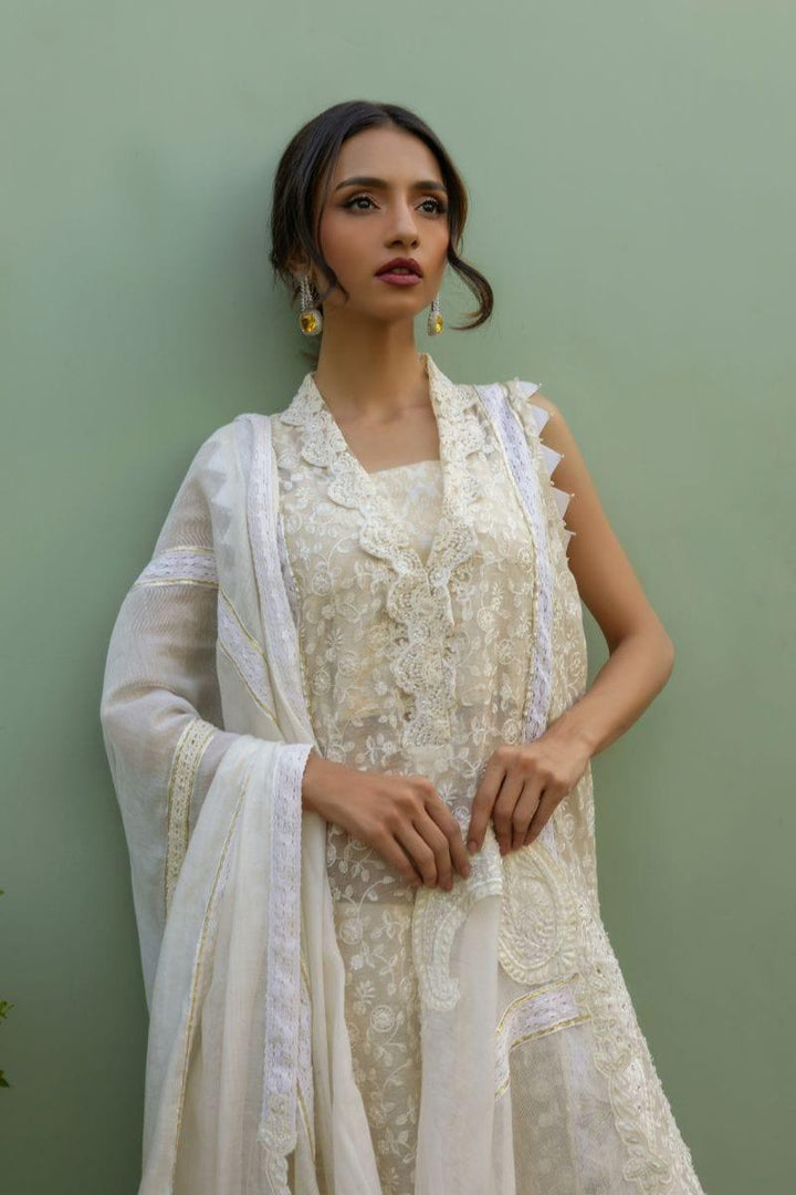 Insia Sohail - Naura - Ivory white - 3 Piece - Khaadar - Studio by TCS