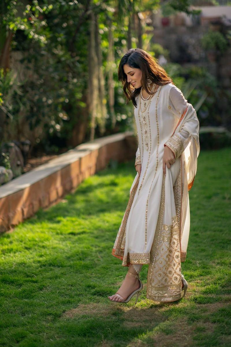 Khayal BY SHAISTA HASSAN - Off-White and rust - Pure chiffon - 3 Piece - Studio by TCS