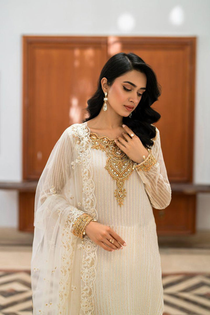 Natasha Kamal - Kiani - white gala - Embroidered Chiffon lined with crepe de chin - 3 Piece