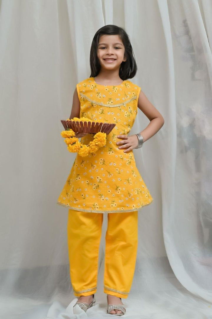 Mom4Little mari gold set-2 piece - Studio by TCS