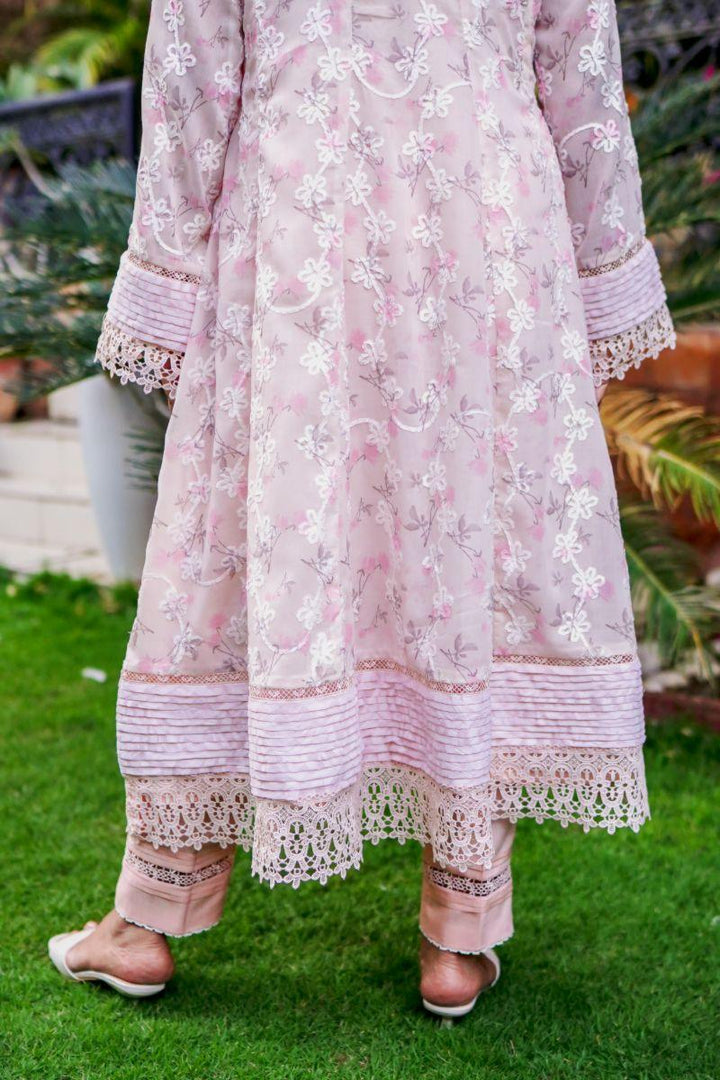 Khayal by Shaista Hasan - Blush Bloom - Swiss Lawn - 3 Piece