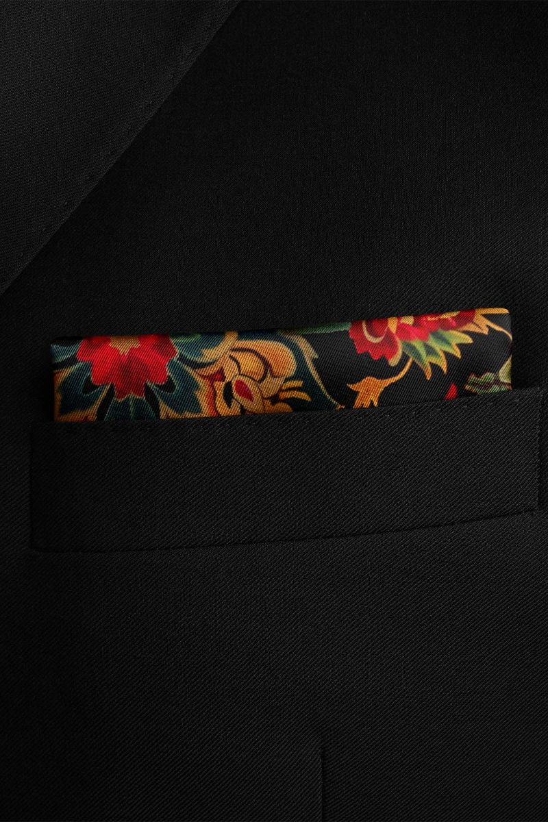 Black Wolf - SAFAVIEH HERITAGE SILK POCKET SQUARE - BLACK - SILK - 1 Piece