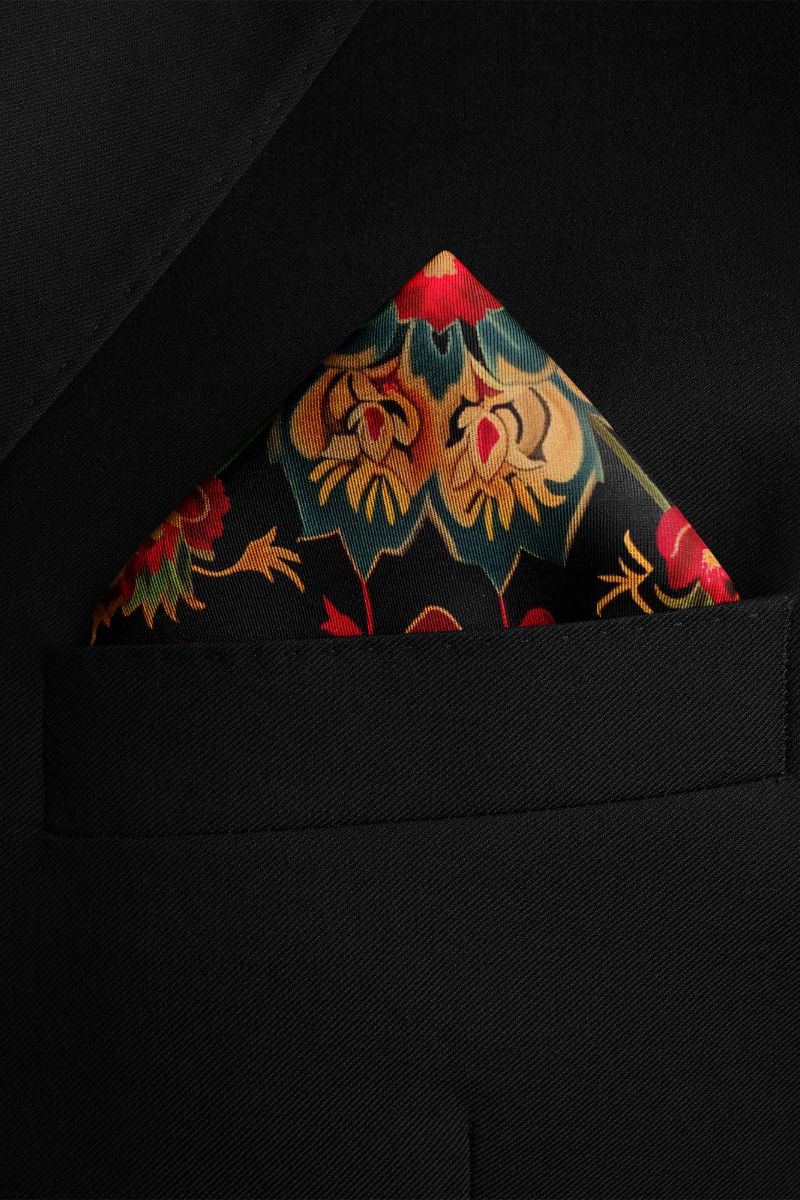 Black Wolf - SAFAVIEH HERITAGE SILK POCKET SQUARE - BLACK - SILK - 1 Piece