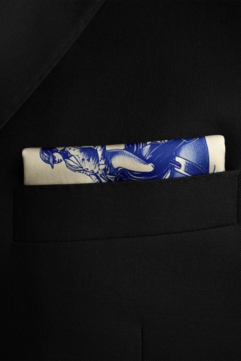 Black Wolf - HORSe ABSTRACT SILK POCKET SQUARE - OFF WHITE - SILK - 1 Piece