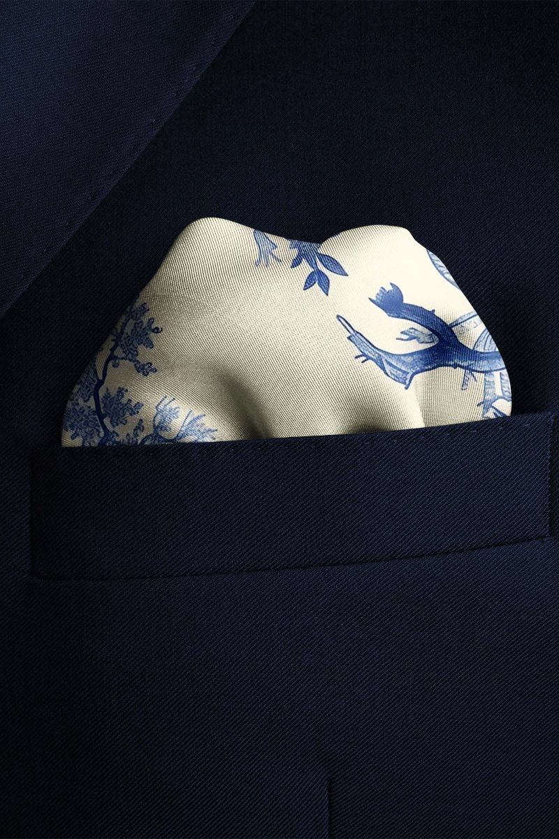 Black Wolf - TRADITIONAL CHINESE SILK POCKET SQUARE - WHITE - SILK - 1 Piece