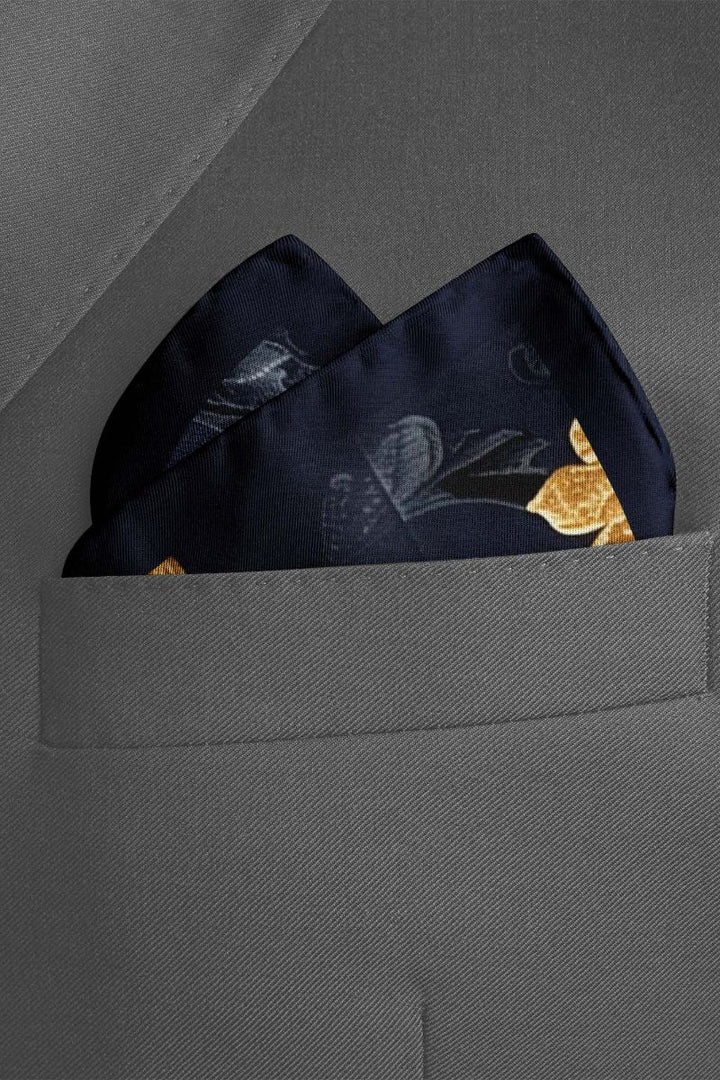 Black Wolf - GENERATIVE SILK POCKET SQUARE - BLACK - SILK - 1 Piece