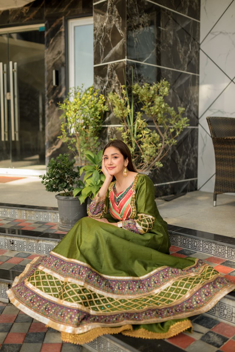 Zahra Ahmed - ST-121 - Green - Indian Raw Silk  - 2 Piece