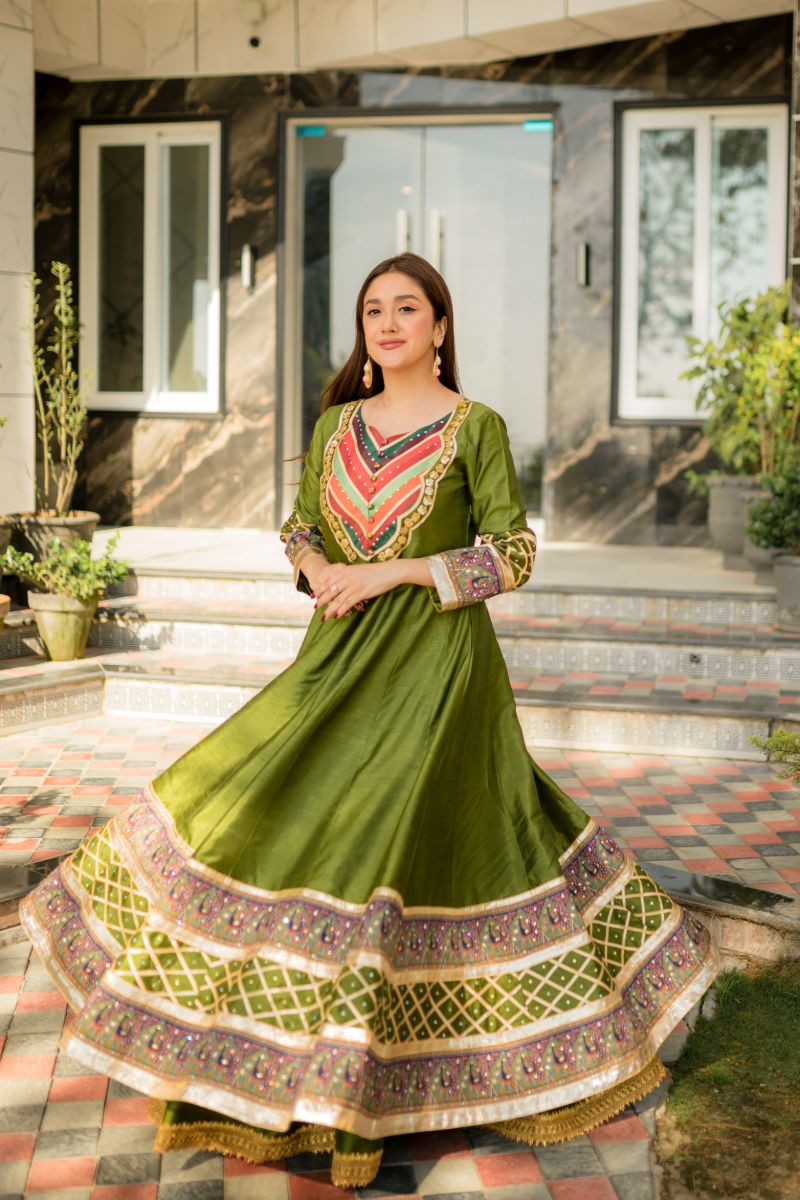 Zahra Ahmed - ST-121 - Green - Indian Raw Silk  - 2 Piece