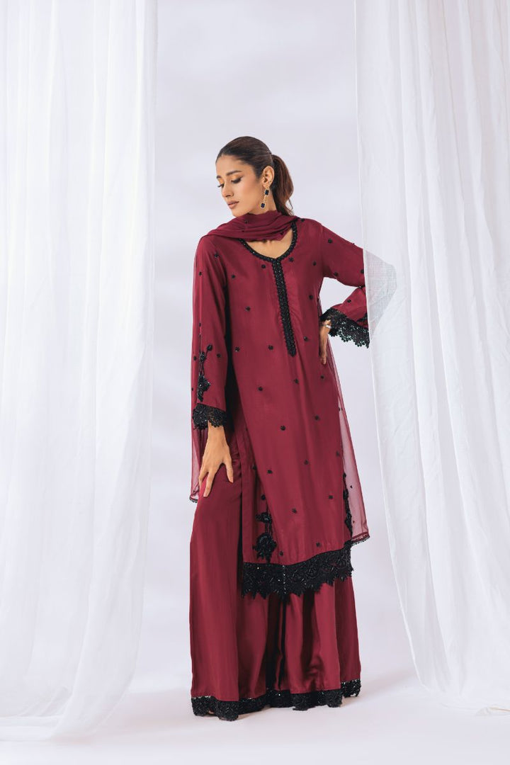 Khayal by Shaista Hasan - Scarlet beauty - Pure Georgette - 3 Piece