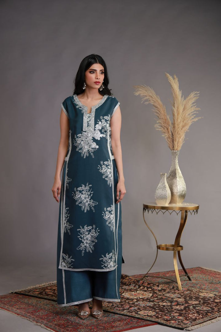 Shamaeel - WFE-05 - Khaadi Silk - 2 Piece