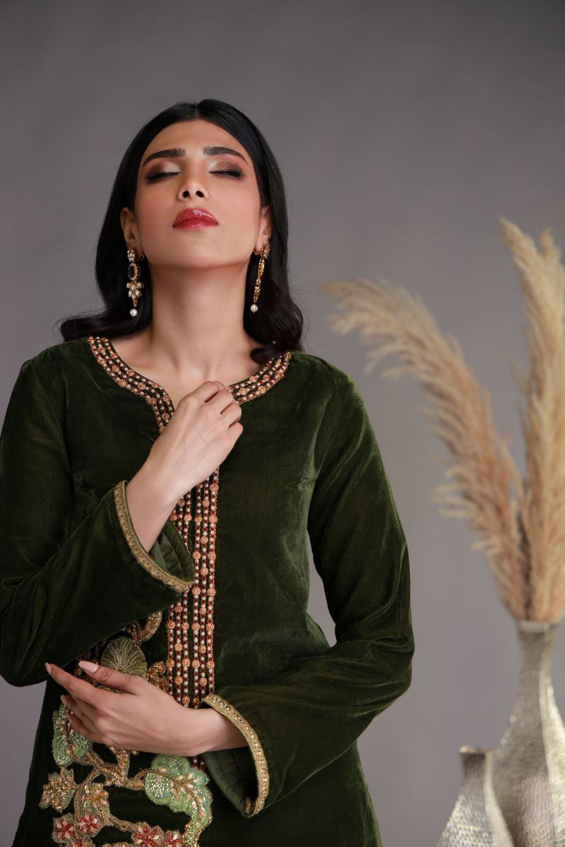 Shamaeel - WFE-08 - Velvet & Khaadi Silk - 2 Piece