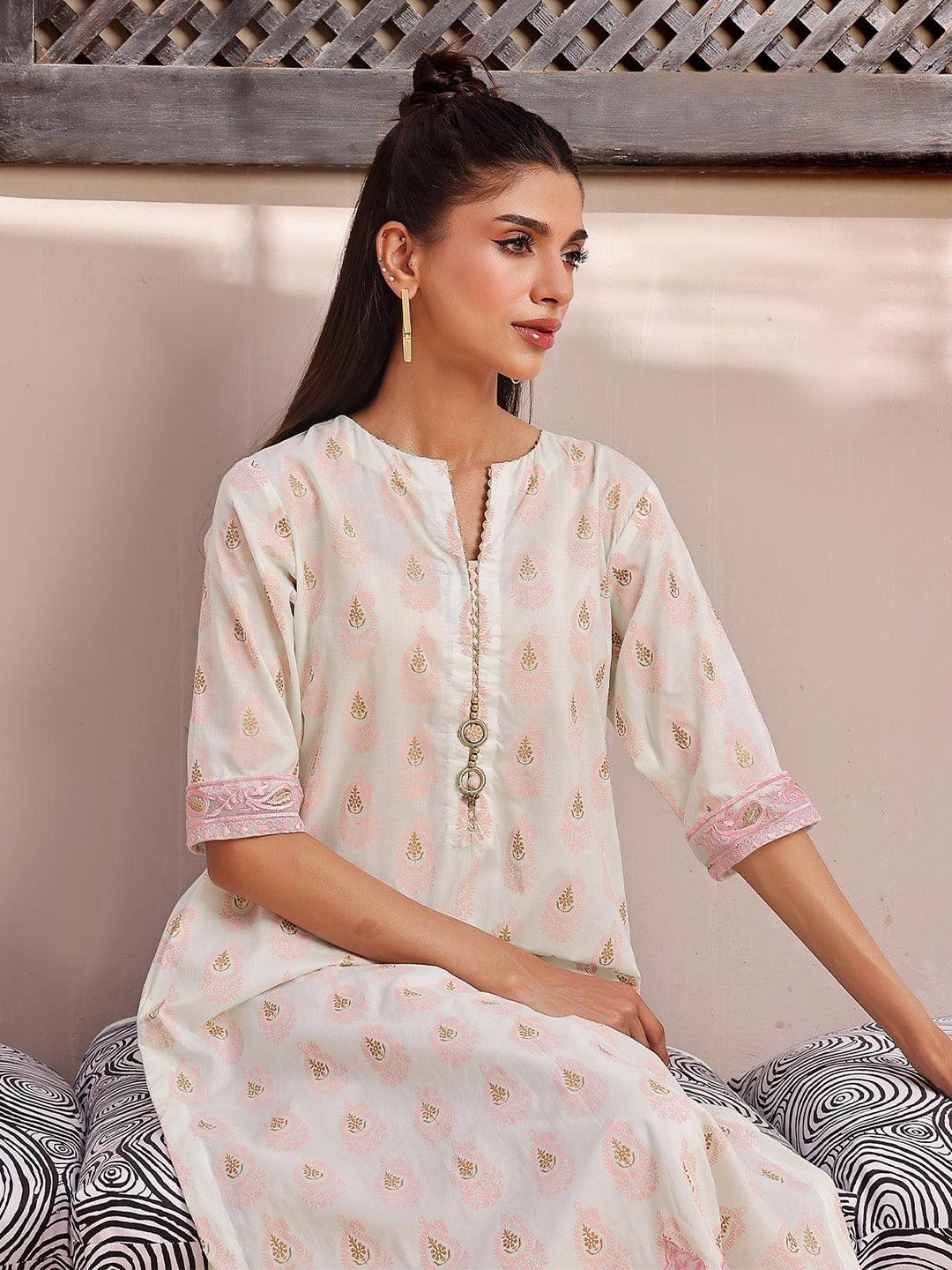 Oaks - Vanila Ice Lawn Embroidered Screen Printed Kurti - 1 Piece - Unstitched