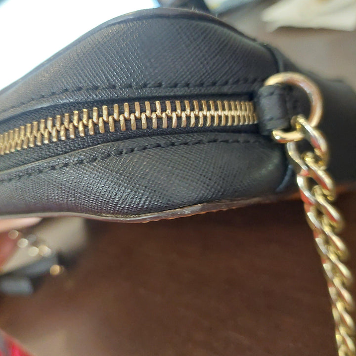 Pre-Loved Treasures - Michael Kors Jet Set Large Crossbody Bag