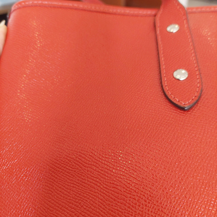 Pre-Loved Treasures - Coach Red Leather Large Zip Tote Bag | Gently Used