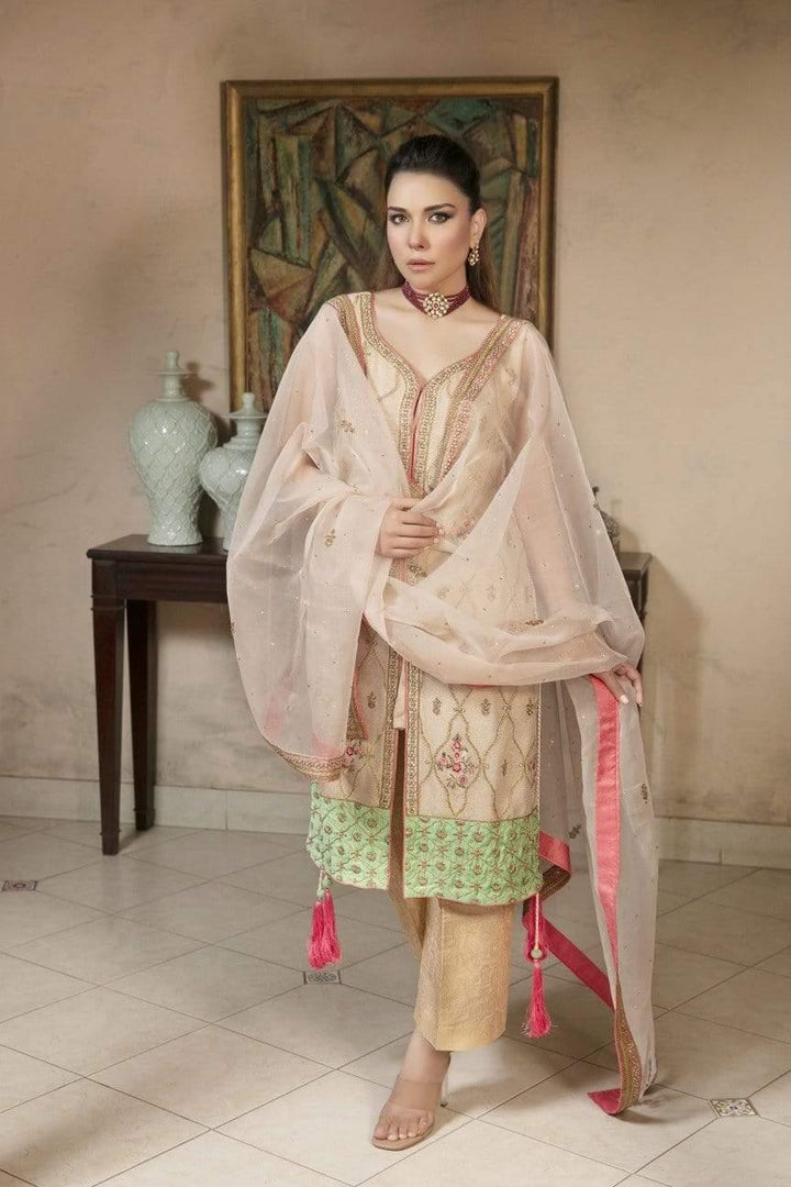 Yasmin Zaman - Beige Mysore Net Shirt with Jamawar Pants and Organza Dupatta - F-177