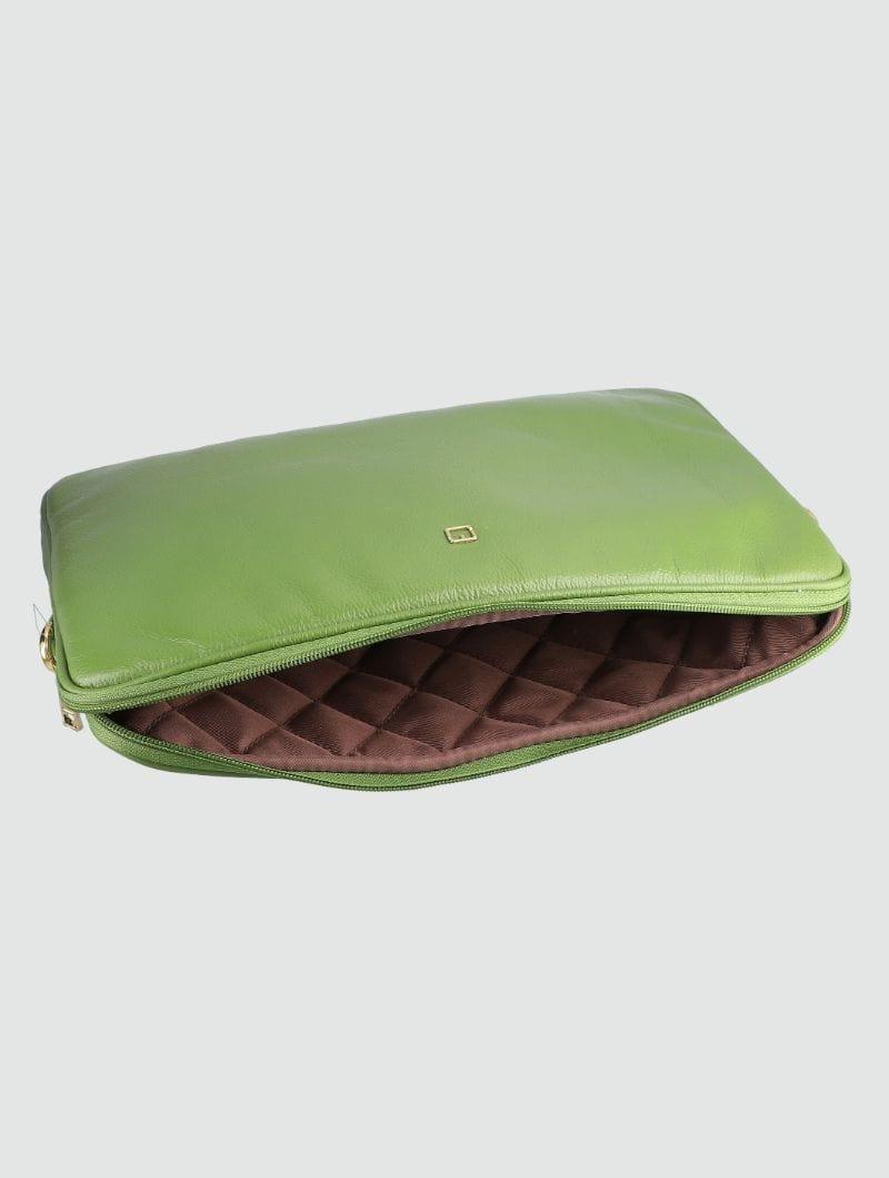 mjafferjees - Parrot Green Laptop sleeve