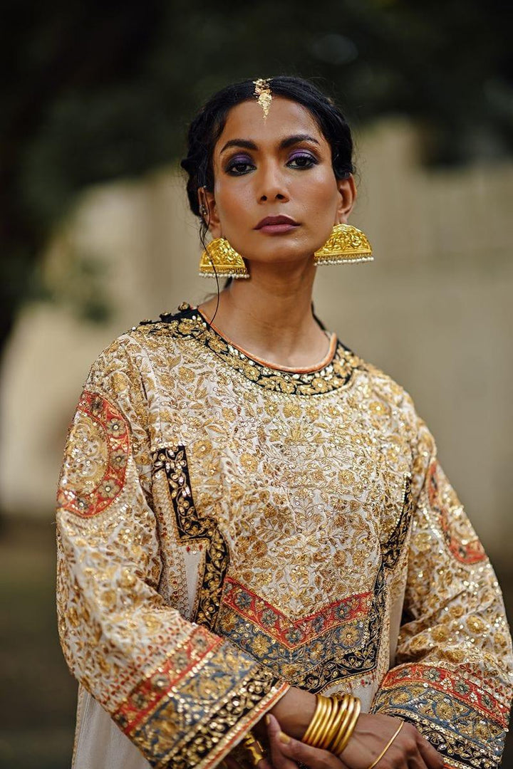 Sanam Chaudhri - Raw Silk Embroidered White Kurta, Izzar & Dupatta 3 Piece - Studio by TCS