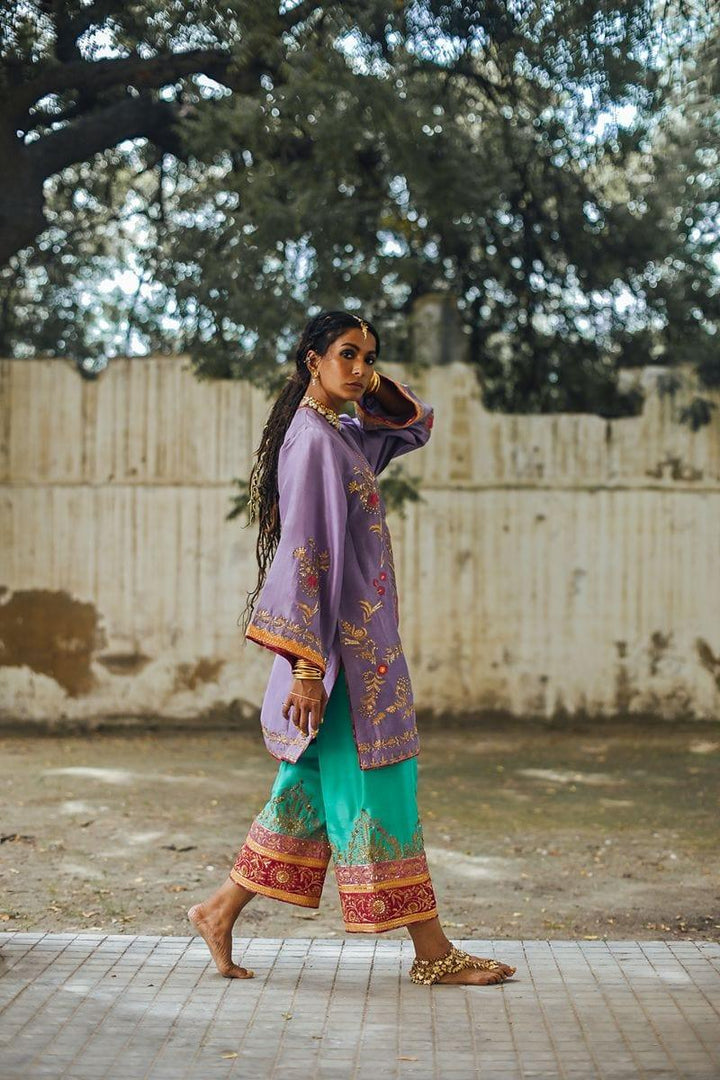 Sanam Chaudhri - Kasni Raw Silk Shirt and Izaar - Studio by TCS